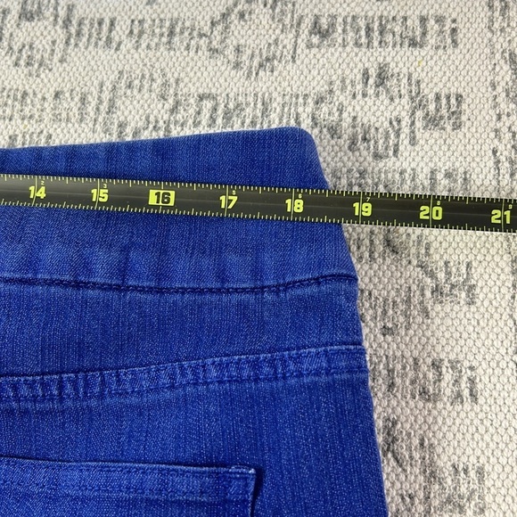 Chicos Pull On Ankle Straight Leg Jeans Sz 3 - Picture 5 of 11